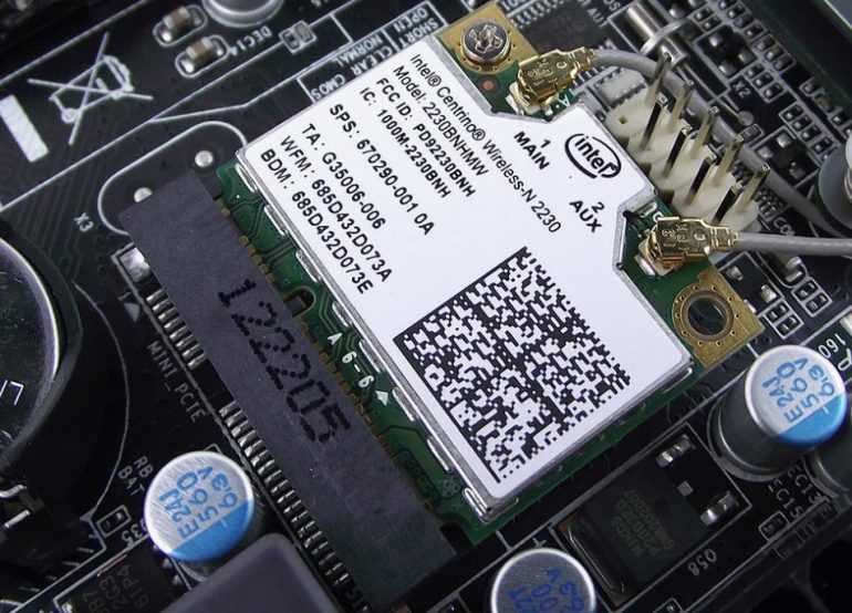 Материнские платы с Wi‑Fi и Bluetooth: когда встроенные модули выгоднее